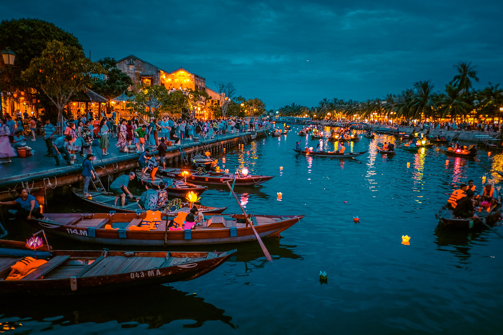 Vietnam Classic (6N/7D) – Hanoi , Halong , Da Nang , Hoi An